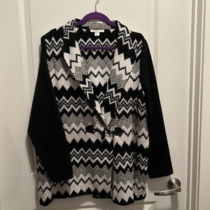Coldwater Creek 2X Black and White Sweater Coat with Wood Toggle Closure
